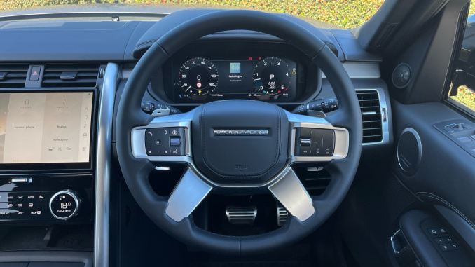 Land Rover Discovery 3.0 D350 Tempest 5dr Auto Diesel Station Wagon - Image 15